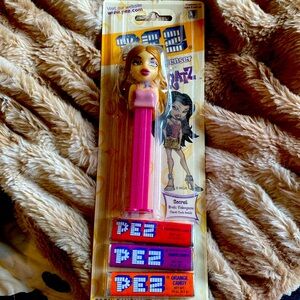 Bratz Pez dispenser in original box